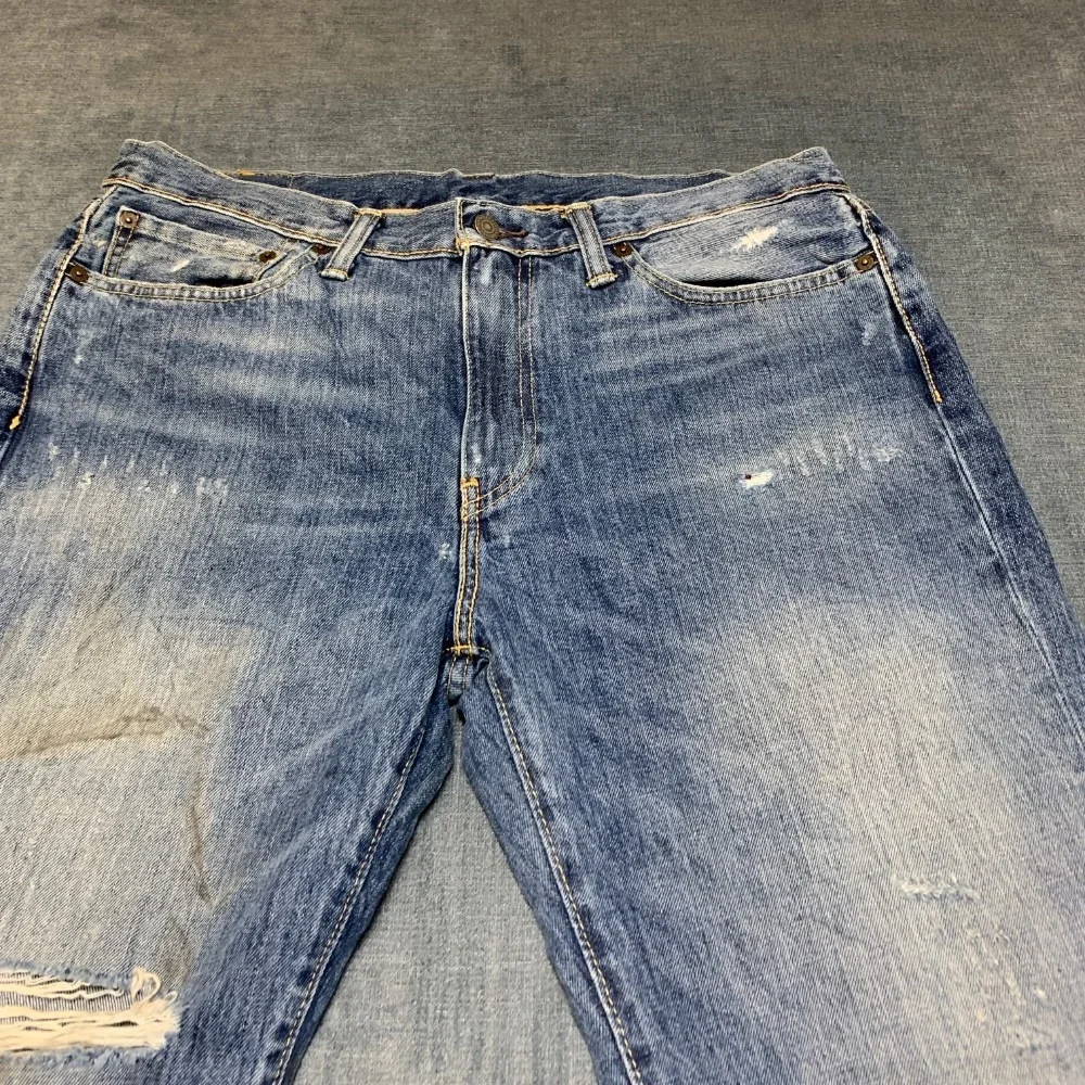Levi's 514 Jeans Mens 36x30 Blue Denim Distressed Non Stretch Everyday Wear